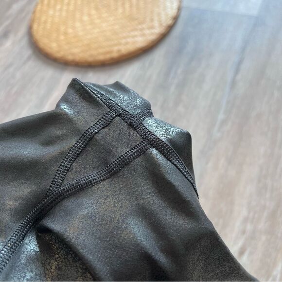 Aerie offline faux leather‎ crackle leggings - Picture 6 of 6